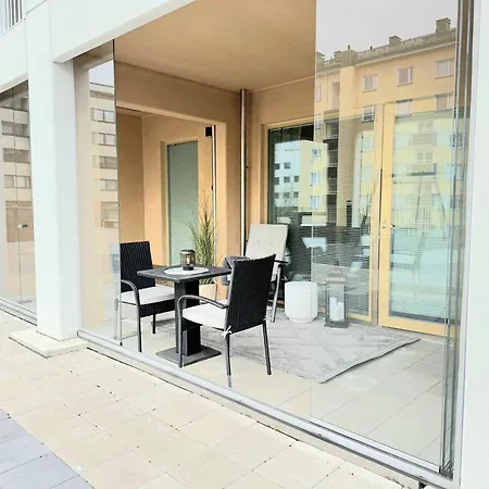 Διαμέρισμα Rahulihomes Centre *